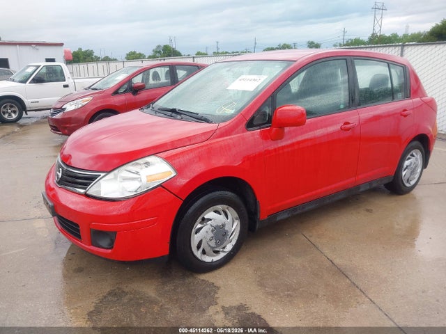 Nissan Versa 1.8 S