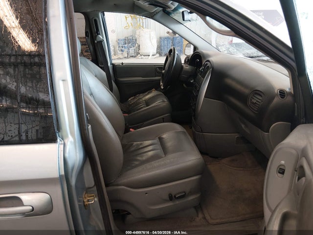 Chrysler Town & Country Touring
