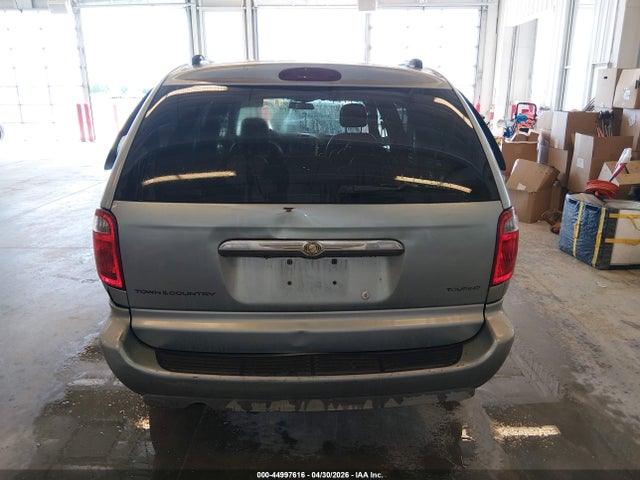 Chrysler Town & Country Touring