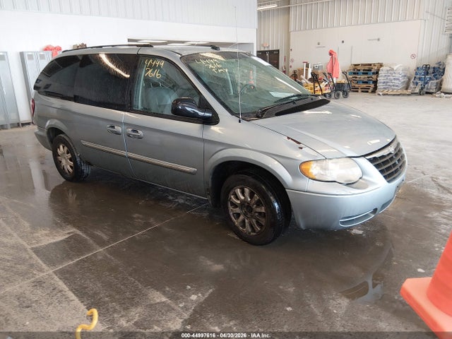 Salvage Chrysler Town & Country Image