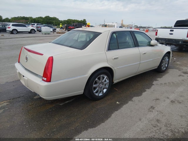 Cadillac DTS Premium Collection