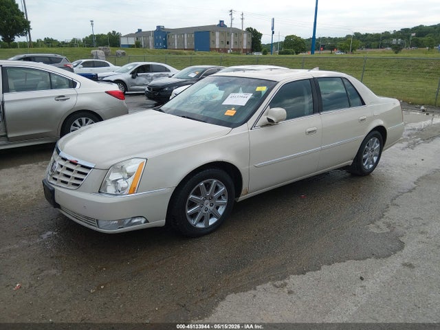 Cadillac DTS Premium Collection