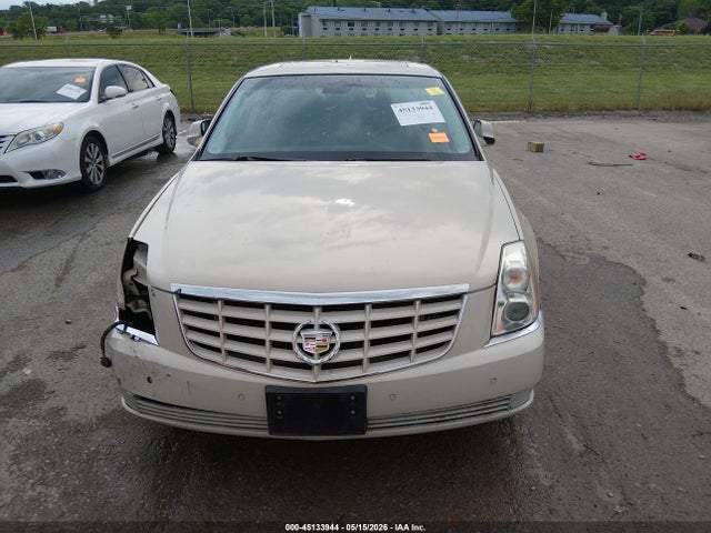 Cadillac DTS Premium Collection