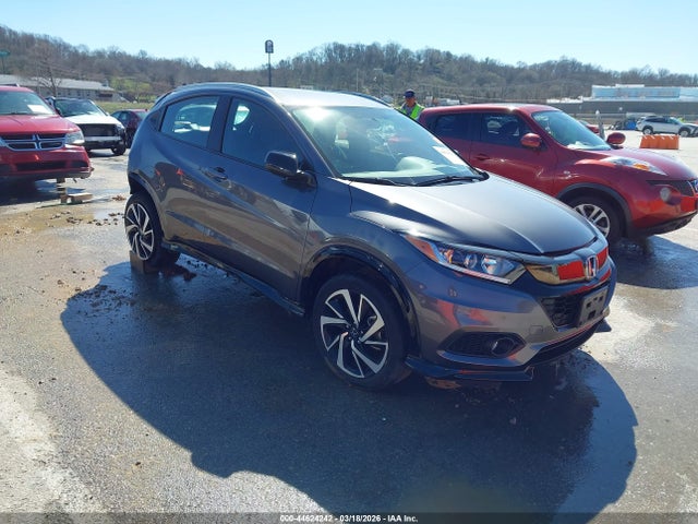 Salvage Honda HR-V Image