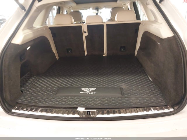Bentley Bentayga V8