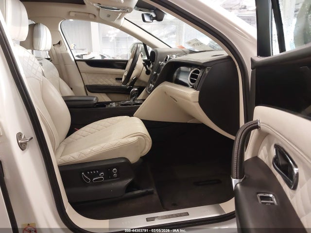 Bentley Bentayga V8