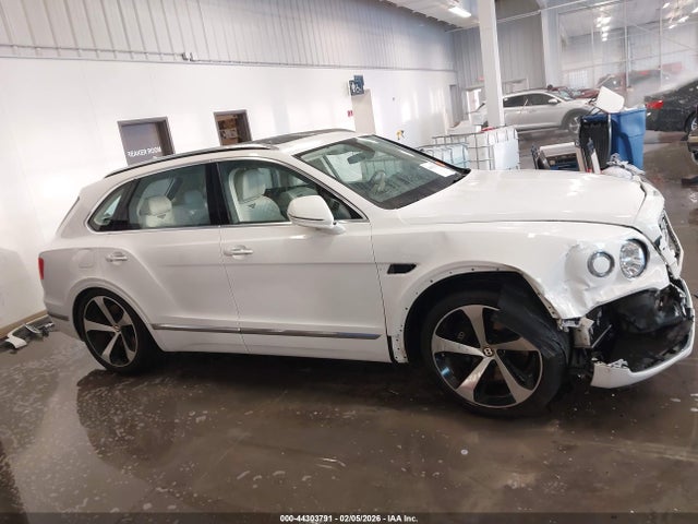 Bentley Bentayga V8
