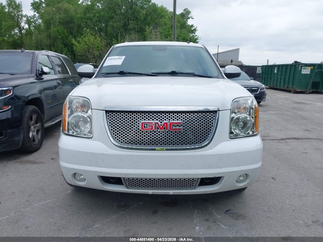 GMC Yukon Denali