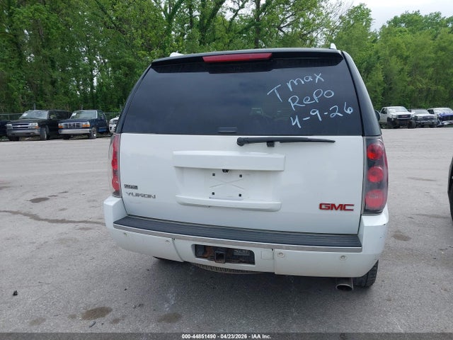 GMC Yukon Denali