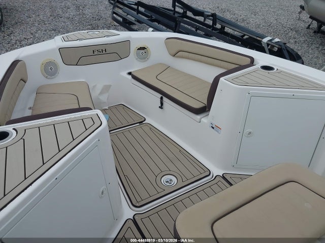 Yamaha 21 Ft