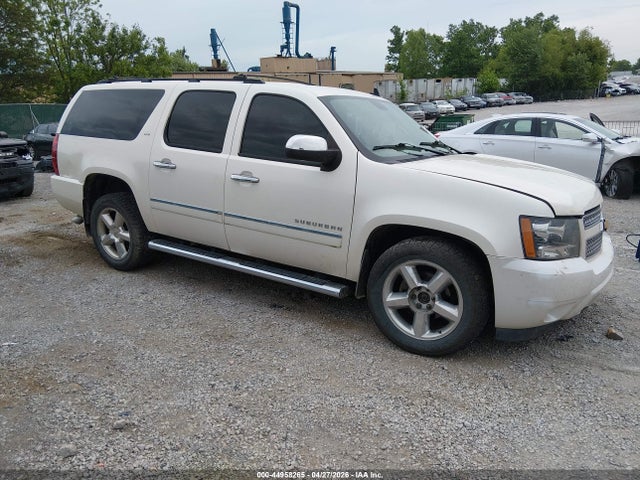 Salvage Chevrolet Suburban 1500 Image