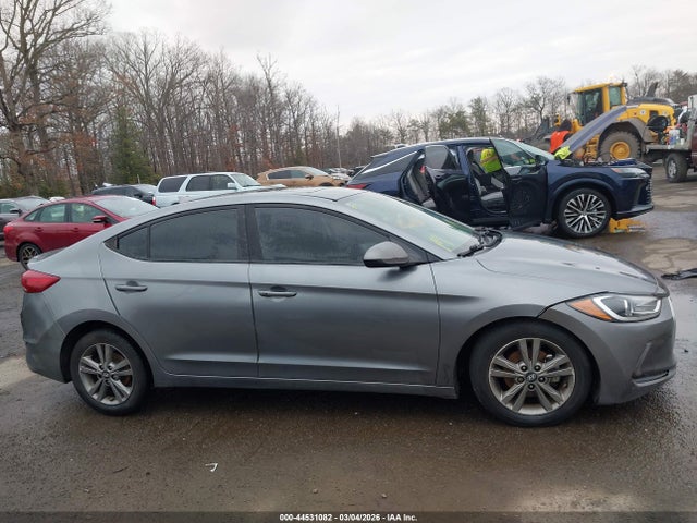 Hyundai ELANTRA Value Edition
