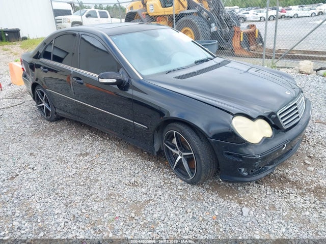Salvage Mercedes-Benz C-Class Image