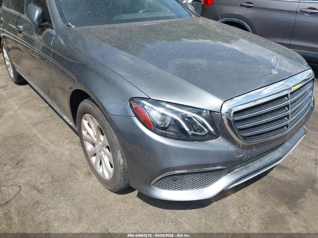 Mercedes-Benz E-Class 4matic