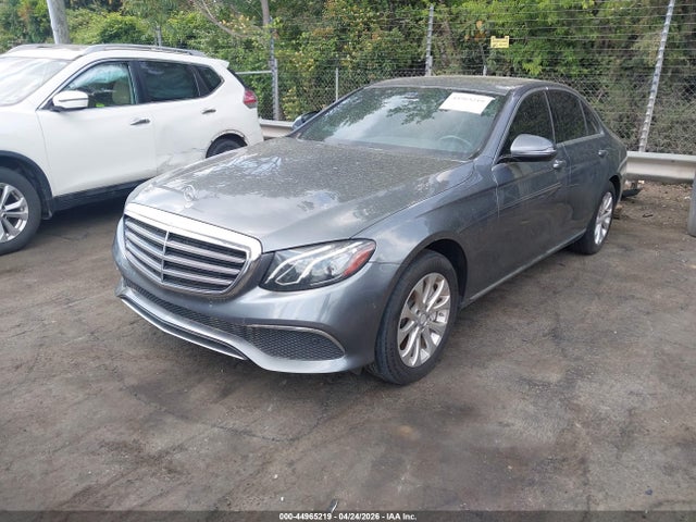 Mercedes-Benz E-Class 4matic