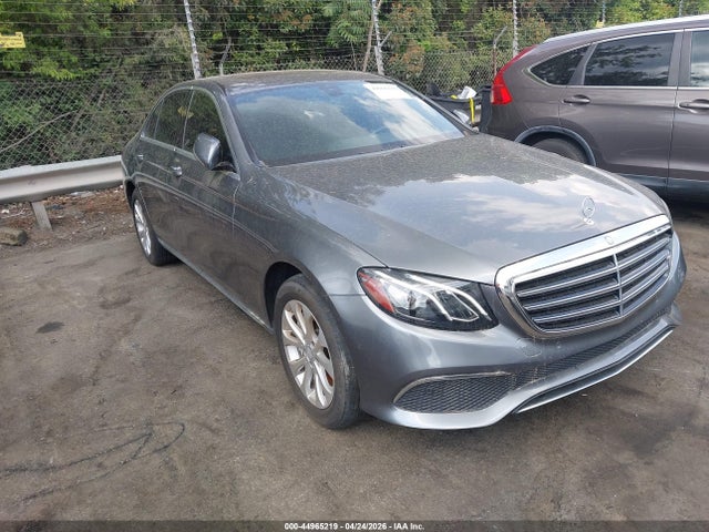 Salvage Mercedes-Benz E-Class Image