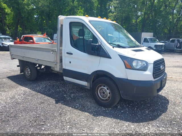 Salvage Ford Transit Image