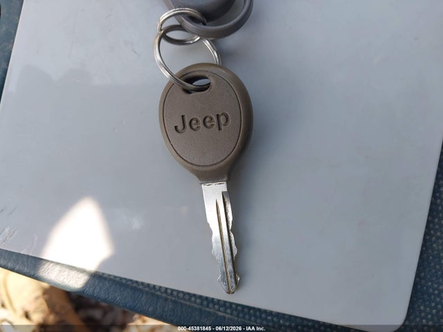 Jeep Grand Cherokee Laredo