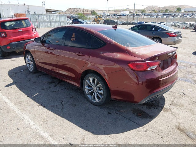 Chrysler 200 S