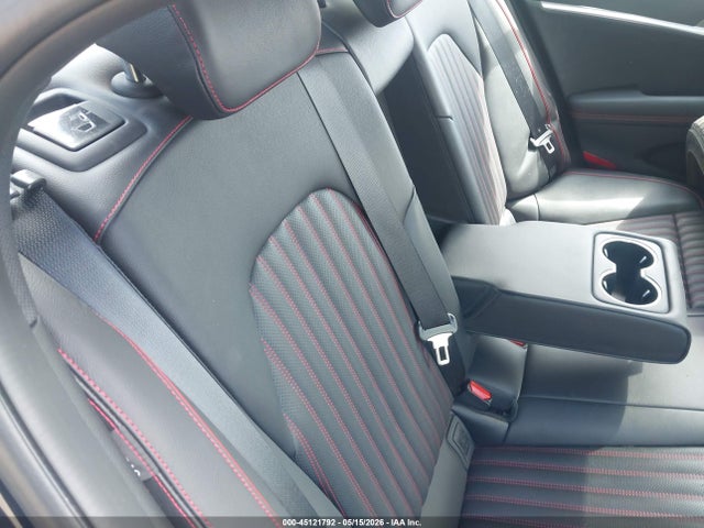 Genesis G70 3.3t Awd Sport Prestige