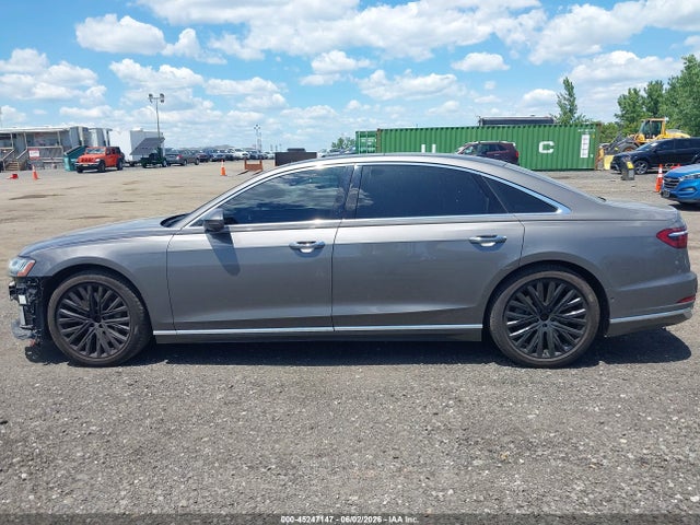 Audi A8 55