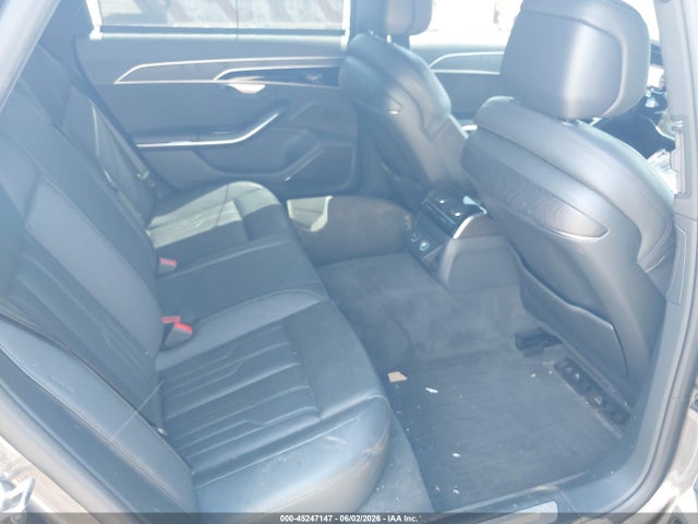 Audi A8 55