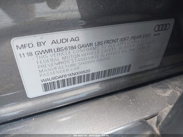 Audi A8 55