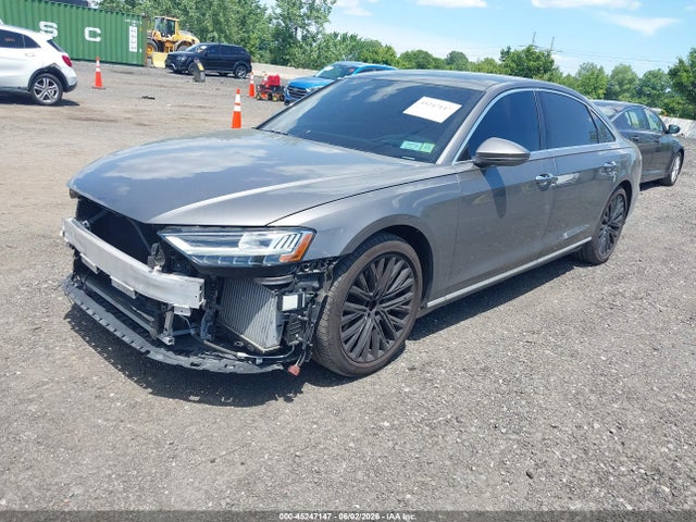 Audi A8 55