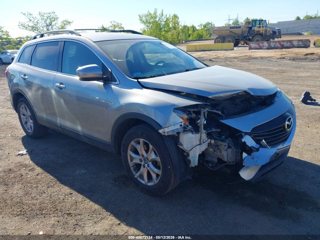 Salvage Mazda Cx Image