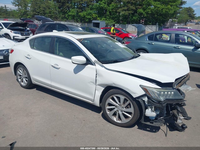 Salvage Acura ILX Image