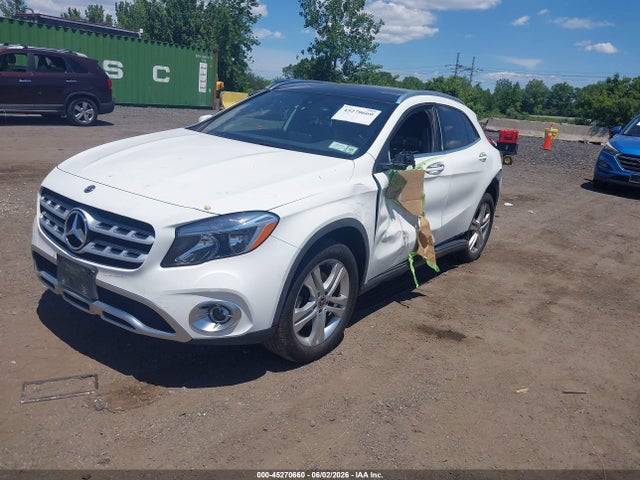 Mercedes-Benz GLA 4matic