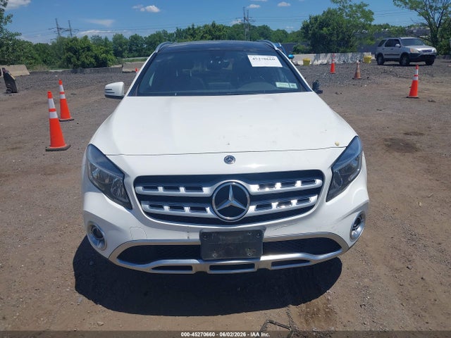 Mercedes-Benz GLA 4matic