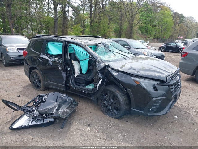 Salvage Subaru Ascent Image