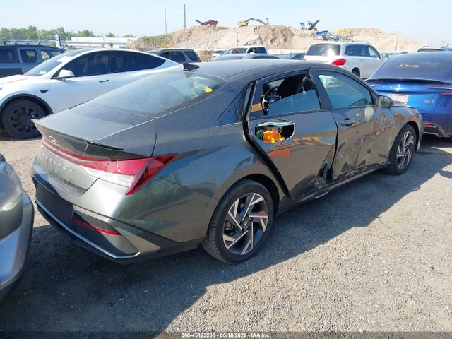 Hyundai ELANTRA Sel Sport