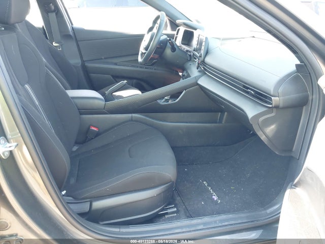 Hyundai ELANTRA Sel Sport