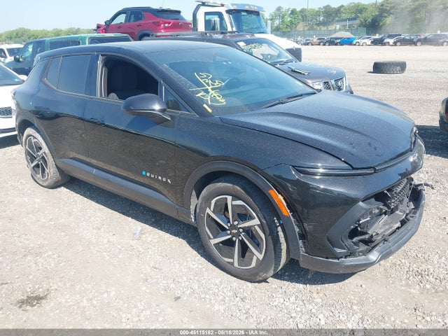 Salvage Chevrolet Equinox Image