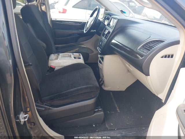 Chrysler Town & Country Touring