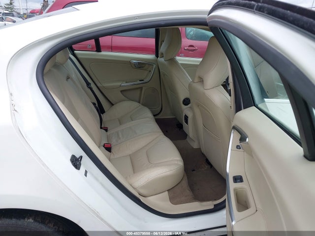 Volvo S60 T5