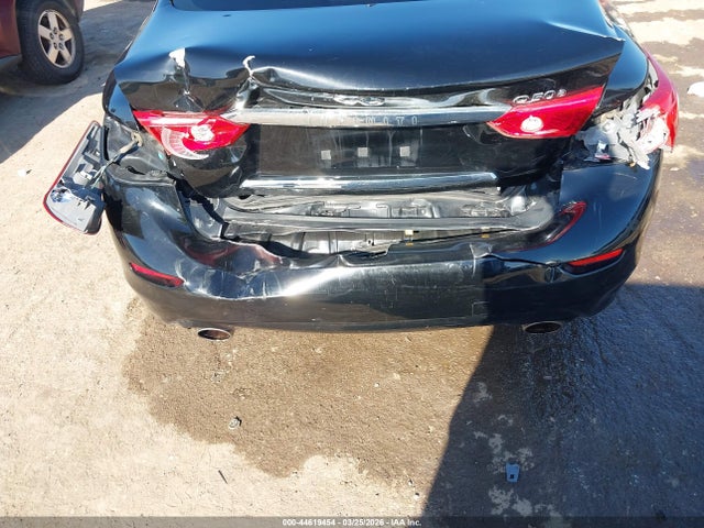 INFINITI Q50