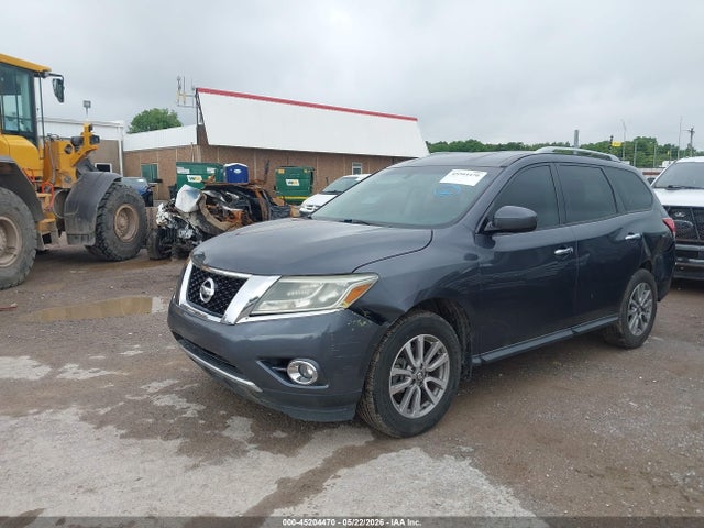Nissan Pathfinder Sv