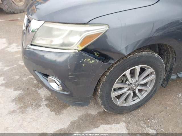 Nissan Pathfinder Sv