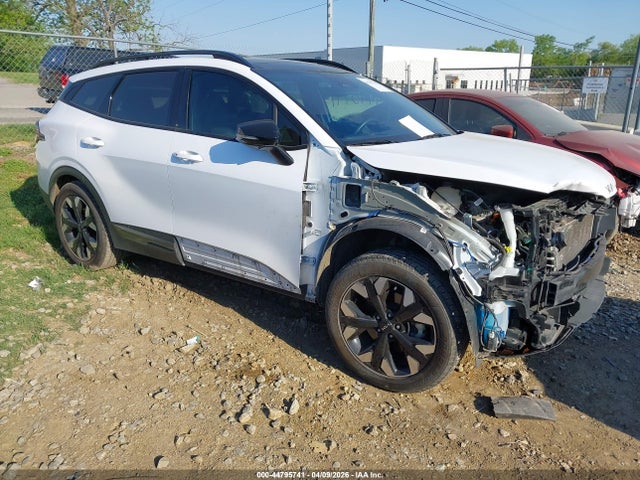 Salvage Kia Sportage Image