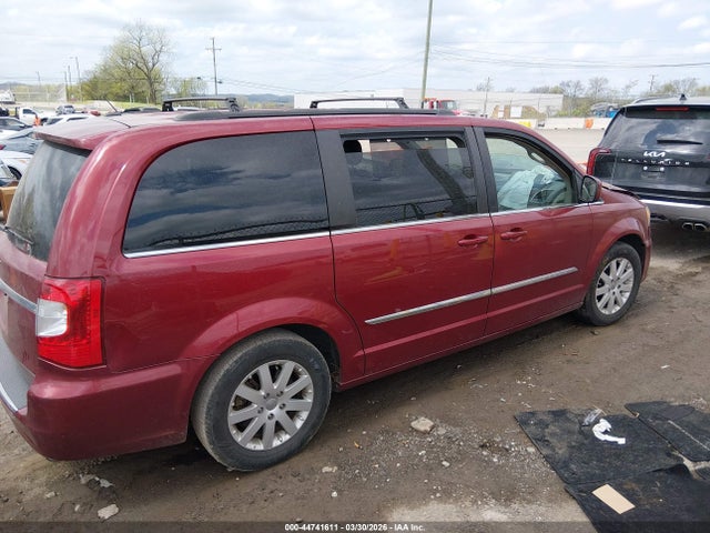 Chrysler Town & Country Touring