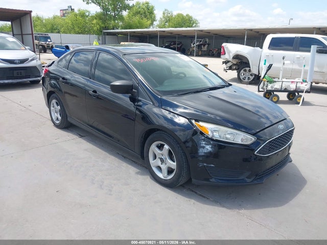 Salvage Ford Focus Image