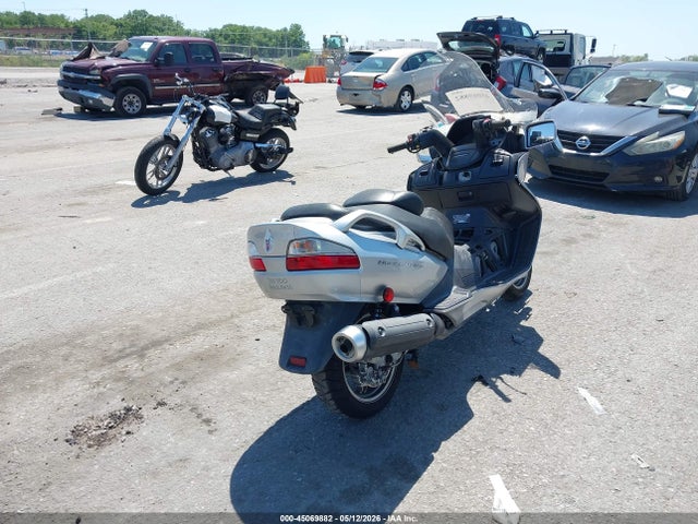 Suzuki An650 K3