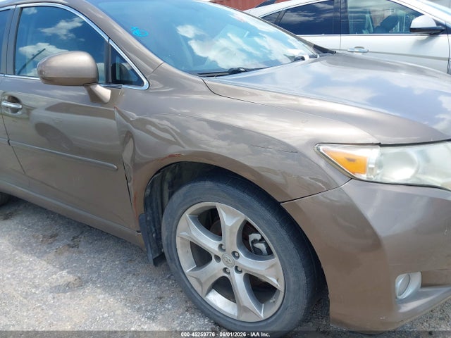 Toyota Venza Base V6