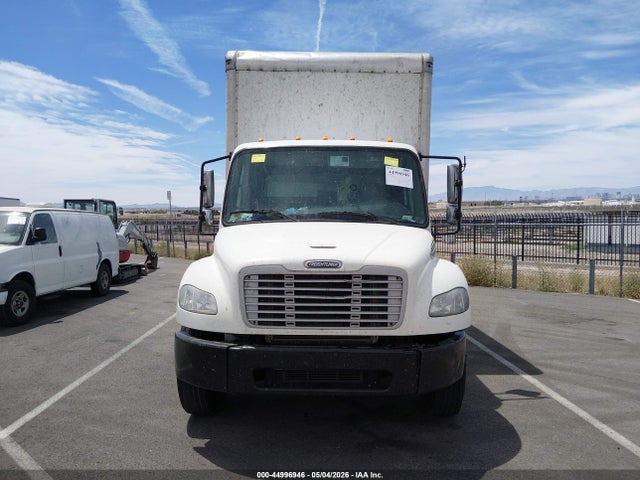 Freightliner M2 106