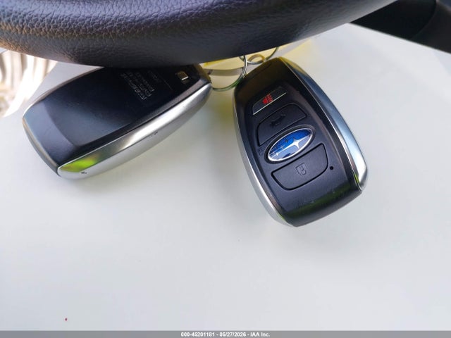 Subaru Legacy Premium