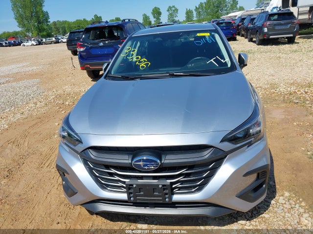 Subaru Legacy Premium