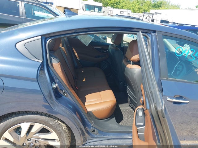 Subaru Legacy Touring Xt